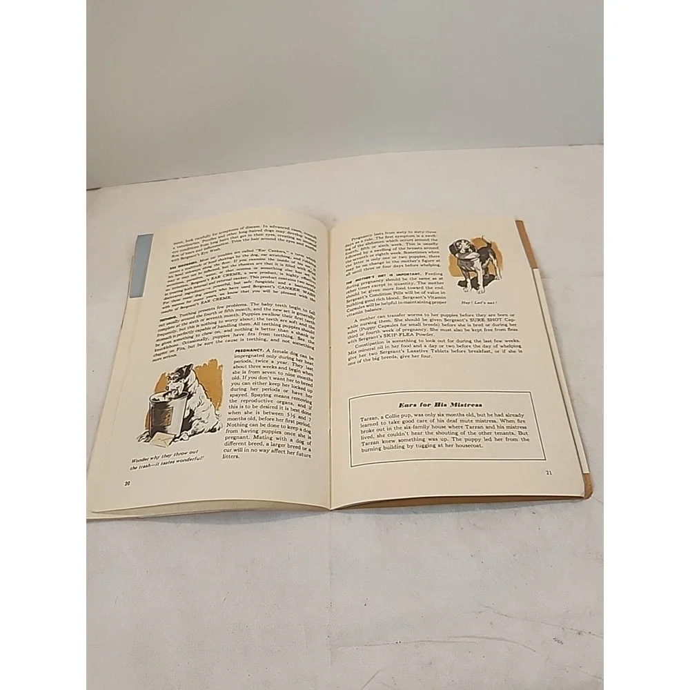 Vintage 1940s Small Sergeant's Dog Care &‎ Product Book Great For Junk Journals